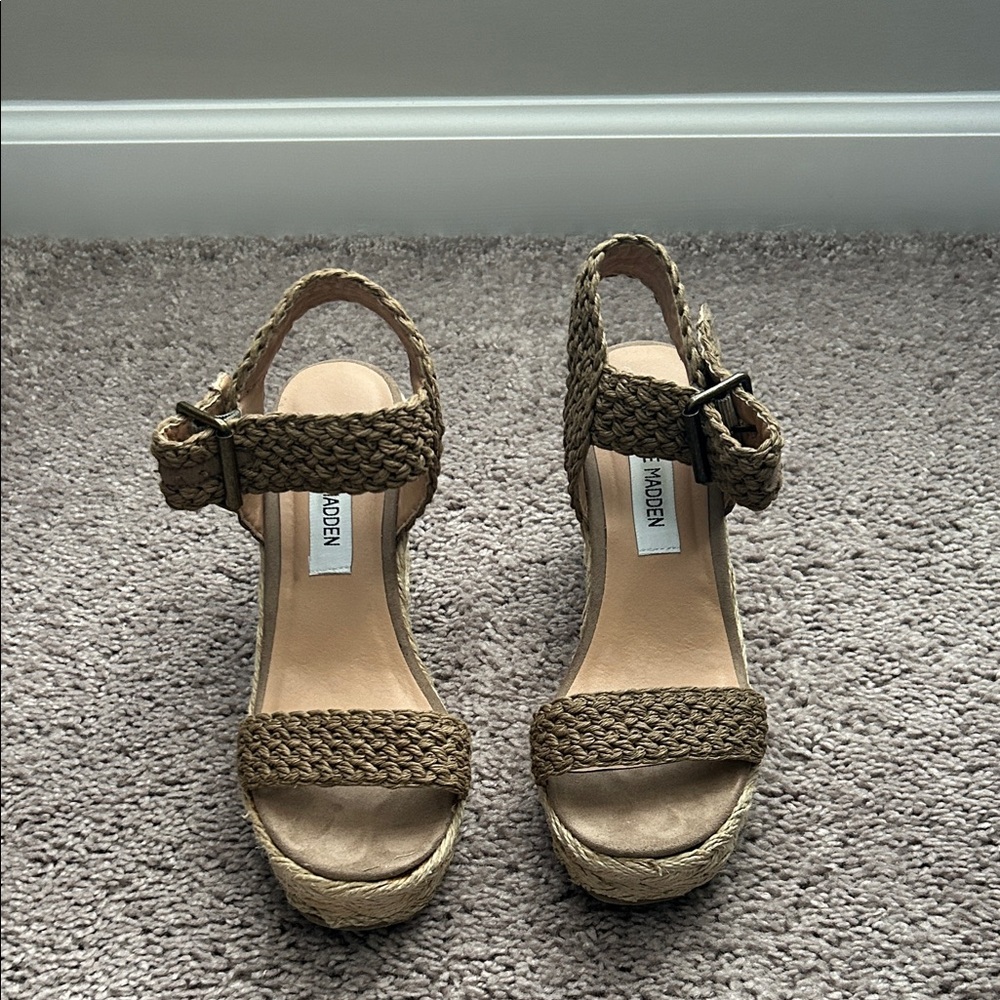 Steve Madden Brown Espadrille Wedges